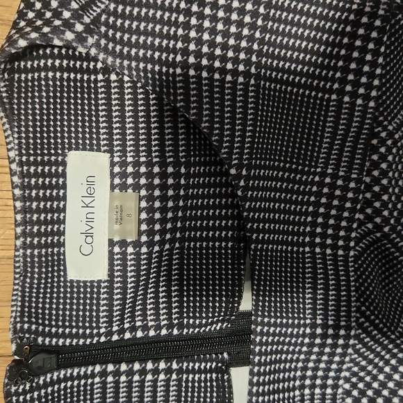 Calvin Klein Gray Black and White Sleeveless Midi Dress Size 8 CKDress10 - Picture 3 of 4